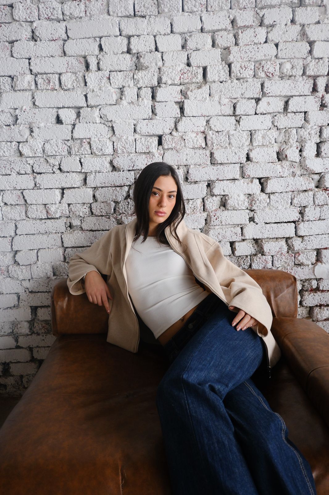 Minimal Zip-Up Jacket Beige