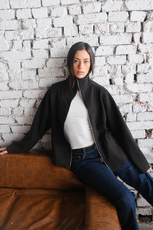 Minimal Zip-Up Jacket – Black